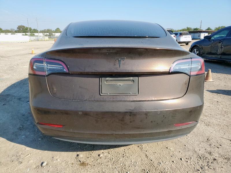 5YJ3E1EB2KF543126 - 2019 TESLA MODEL 3 Kahverengi fotoğraf 6