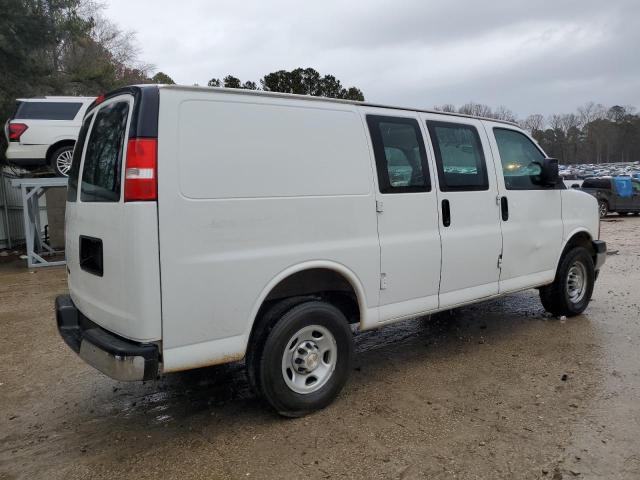 1GCWGAFP3P1142556 - 2023 CHEVROLET EXPRESS G2 WHITE photo 3