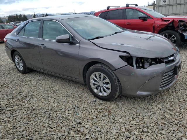 4T1BF1FK5HU351217 - 2017 TOYOTA CAMRY LE 石墨色 照片 4