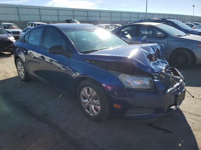 1G1PA5SH1D7130810 - 2013 CHEVROLET CRUZE LS BLUE photo 4