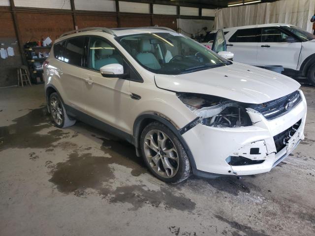 1FMCU9JX2EUB70356 - 2014 FORD ESCAPE TITANIUM WHITE photo 4