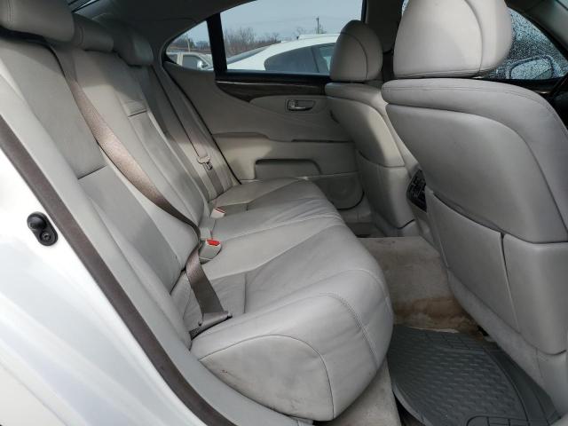 JTHBL46F175040795 - 2007 LEXUS LS 460 WHITE photo 10