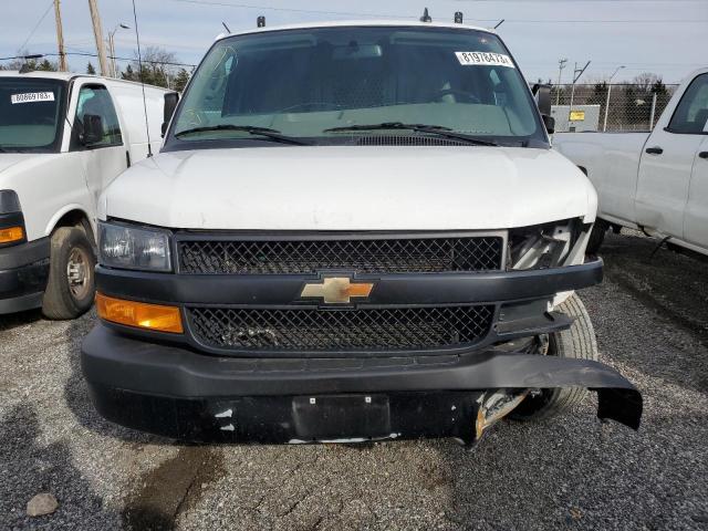 1GCWGAF71N1199108 - 2022 CHEVROLET EXPRESS G2 WHITE photo 5