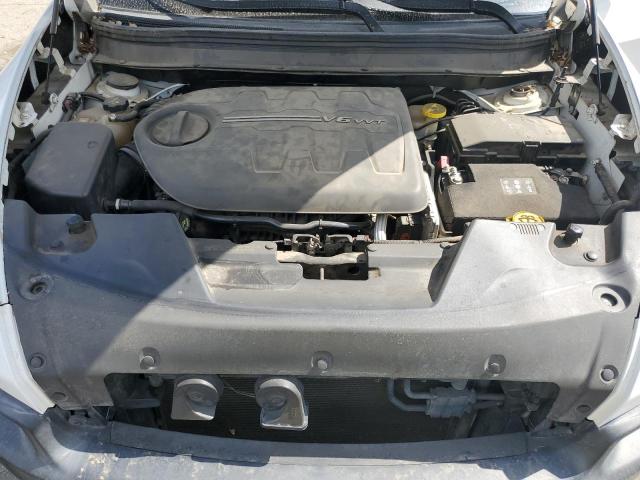 1C4PJMBS2GW106250 - 2016 JEEP CHEROKEE TRAILHAWK WHITE photo 11