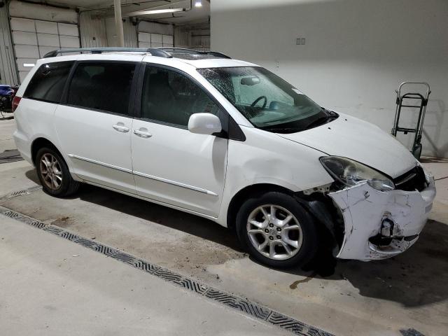 5TDBA22C84S007029 - 2004 TOYOTA SIENNA XLE WHITE photo 4