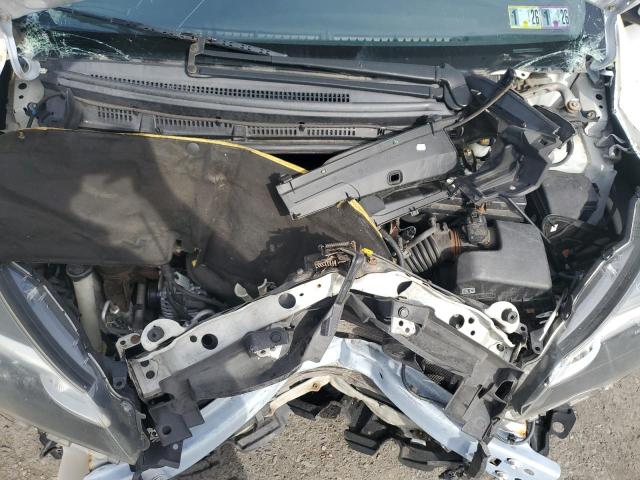 VNKKTUD32GA070509 - 2016 TOYOTA YARIS L WHITE photo 11