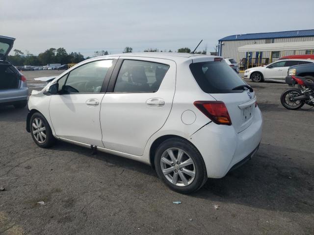 VNKKTUD32GA070509 - 2016 TOYOTA YARIS L WHITE photo 2