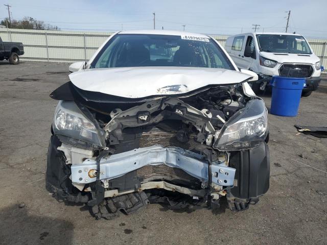 VNKKTUD32GA070509 - 2016 TOYOTA YARIS L WHITE photo 5