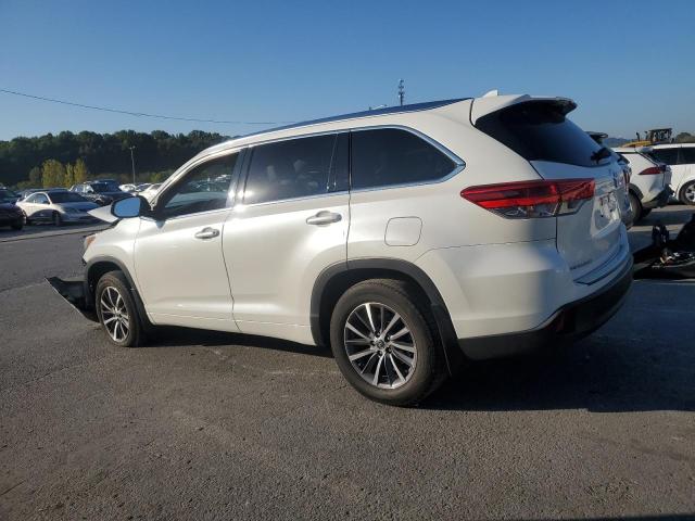 5TDJZRFH2JS553677 - 2018 TOYOTA HIGHLANDER SE 白色 照片 2