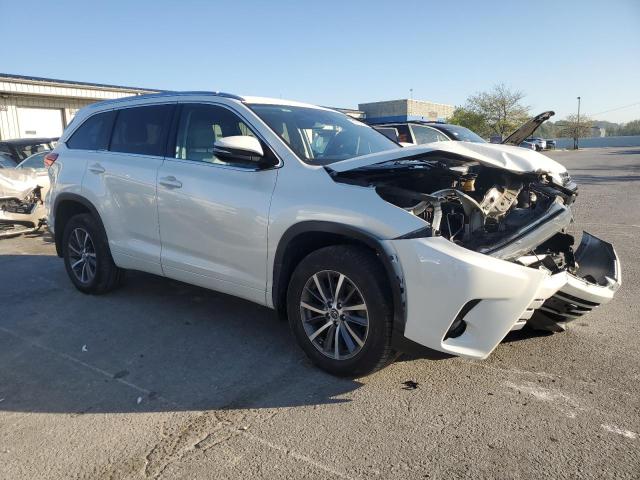 5TDJZRFH2JS553677 - 2018 TOYOTA HIGHLANDER SE 白色 照片 4