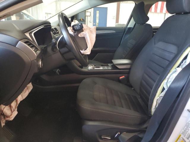 3FA6P0LUXKR196669 - 2019 FORD FUSION SE WHITE photo 7