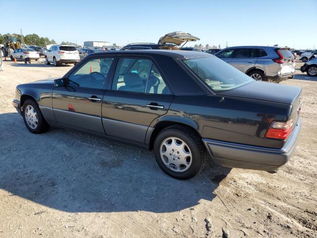 WDBEA32E5RC139001 - 1994 MERCEDES-BENZ E 320 CHARCOAL photo 2