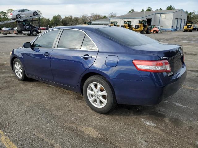 4T1BF3EK6BU678892 - 2011 TOYOTA CAMRY BASE BLUE photo 2