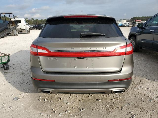 2LMPJ6LR4HBL11496 - 2017 LINCOLN MKX RESERVE TAN photo 6