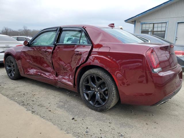 2C3CCABG4NH107614 - 2022 CHRYSLER 300 S RED photo 2