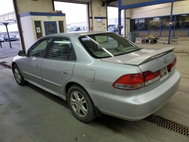 1HGCG16522A078408 - 2002 HONDA ACCORD EX SILVER photo 2