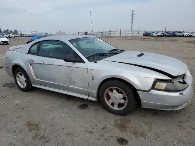 1FAFP40421F109936 - 2001 FORD MUSTANG SILVER photo 4