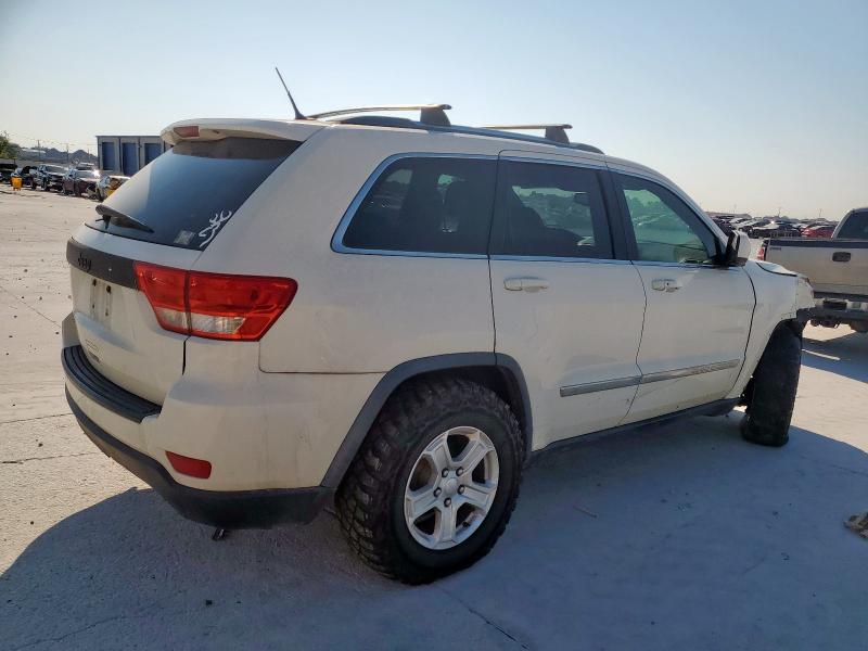 1C4RJFAG4CC256115 - 2012 JEEP GRAND CHEROKEE LAREDO 白色 照片 3