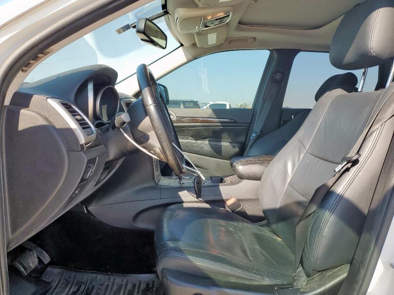 1C4RJFAG4CC256115 - 2012 JEEP GRAND CHEROKEE LAREDO 白色 照片 7