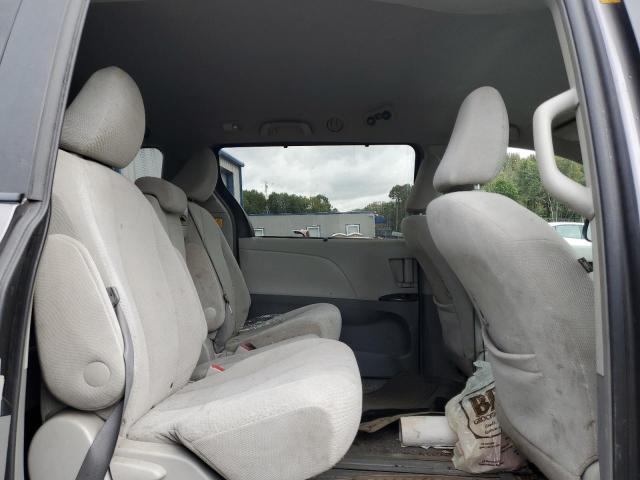5TDKK3DC1BS120303 - 2011 TOYOTA SIENNA LE GRAY photo 11