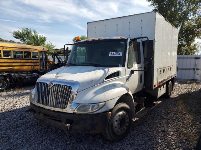 2003 INTERNATIONAL 4000 4300, 