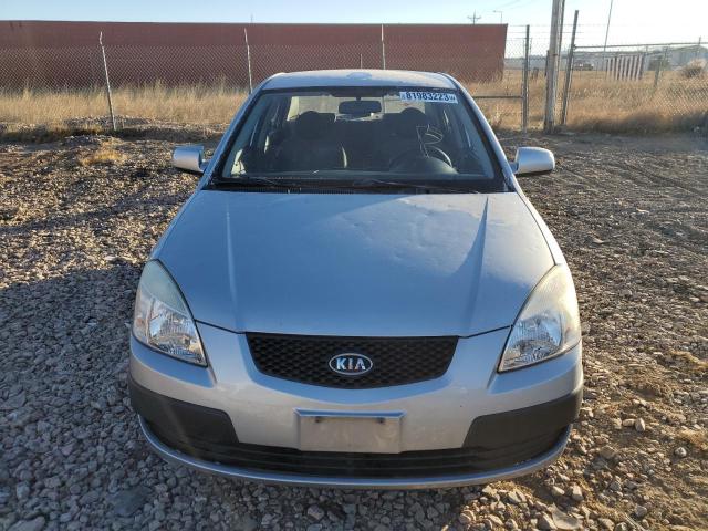 KNADE223396504619 - 2009 KIA RIO BASE SILVER photo 5