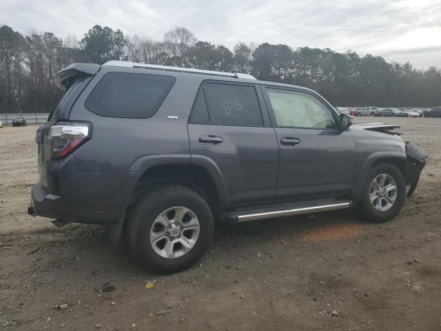 JTEZU5JR3J5181519 - 2018 TOYOTA 4RUNNER SR5 GRAY photo 3