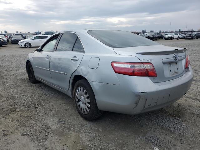 4T1BE46K17U663716 - 2007 TOYOTA CAMRY CE SILVER photo 2