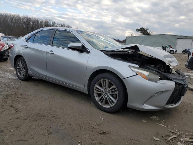 4T1BF1FK2FU039658 - 2015 TOYOTA CAMRY LE SILVER photo 4