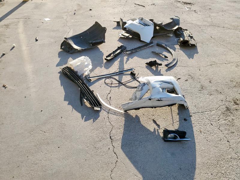 JN1BV7AP2FM331309 - 2015 INFINITI Q50 BASE Ақ фото 12