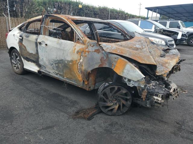 19XFC2F78JE208394 - 2018 HONDA CIVIC EX WHITE photo 4