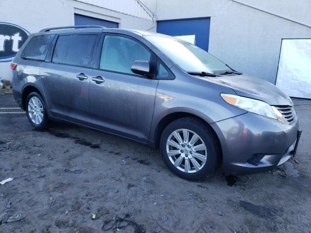 5TDJZ3DC7HS183390 - 2017 TOYOTA SIENNA LE GRAY photo 4