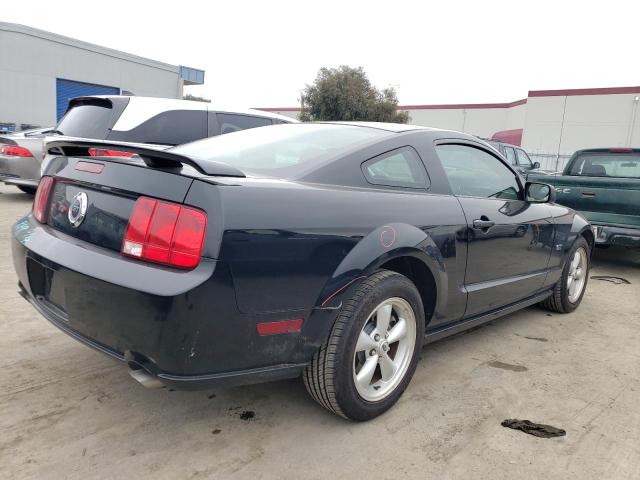 1ZVHT82H775270932 - 2007 FORD MUSTANG GT BLACK photo 3