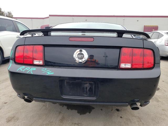 1ZVHT82H775270932 - 2007 FORD MUSTANG GT BLACK photo 6