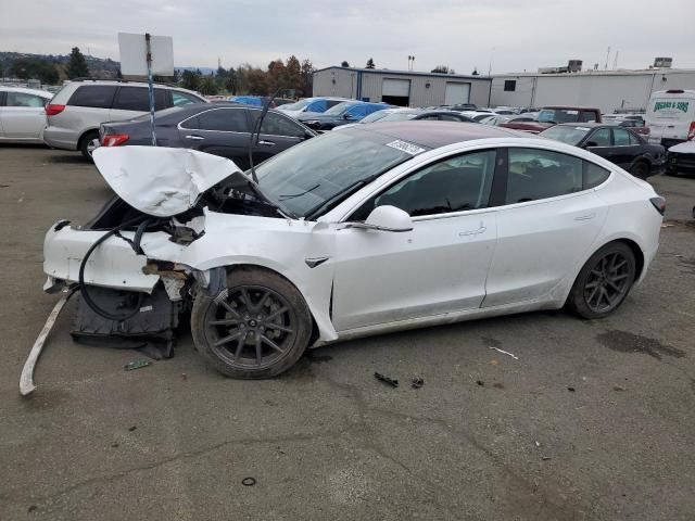 5YJ3E1EB0JF178993 - 2018 TESLA MODEL 3 WHITE photo 1