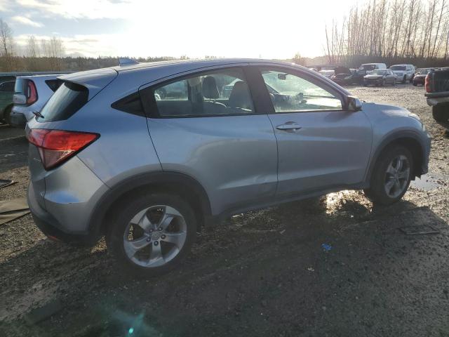 3CZRU6H34HM700720 - 2017 HONDA HR-V LX SILVER photo 3