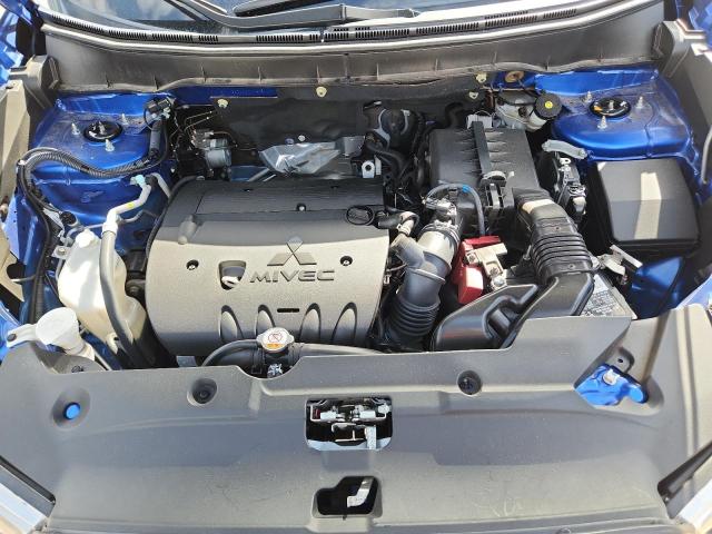 JA4AP3AU7JU019605 - 2018 MITSUBISHI OUTLANDER ES BLUE photo 12