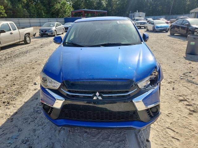 JA4AP3AU7JU019605 - 2018 MITSUBISHI OUTLANDER ES BLUE photo 5