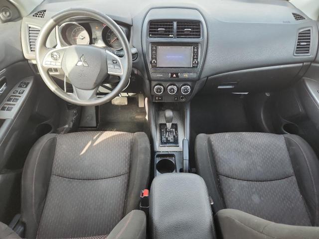 JA4AP3AU7JU019605 - 2018 MITSUBISHI OUTLANDER ES BLUE photo 8