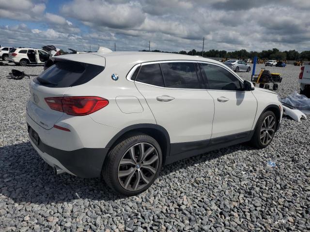 WBXYJ3C37JEP76558 - 2018 BMW X2 SDRIVE28I WHITE photo 3