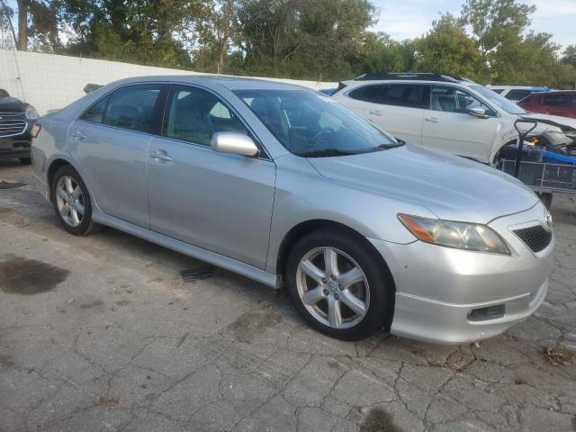 4T1BK46K78U566806 - 2008 TOYOTA CAMRY LE ვერცხლისფერი ფოტო 4