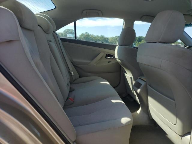 4T1BF3EK8BU165806 - 2011 TOYOTA CAMRY BASE GOLD photo 10