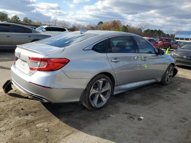 1HGCV2F91JA008640 - 2018 HONDA ACCORD TOURING SILVER photo 3