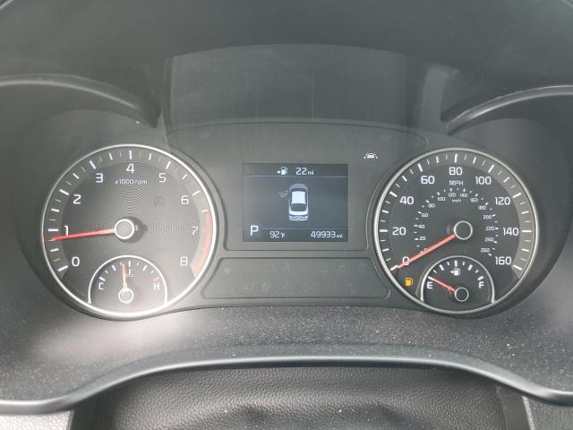 5XXGT4L34KG341647 - 2019 KIA OPTIMA LX WHITE photo 9