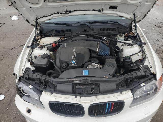 WBAUC9C52BVM10239 - 2011 BMW 135 I WHITE photo 11