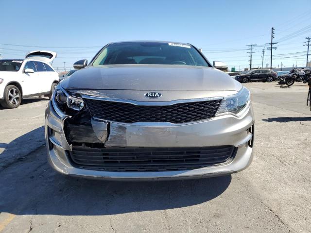 5XXGT4L37JG187224 - 2018 KIA OPTIMA LX 灰色 照片 5