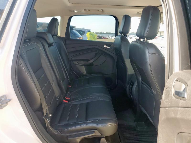 1FMCU9J99JUC66299 - 2018 FORD ESCAPE TITANIUM أبيض صورة 11