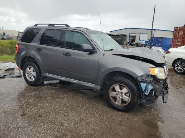 1FMCU0DG8AKA08308 - 2010 FORD ESCAPE XLT GRAY photo 4