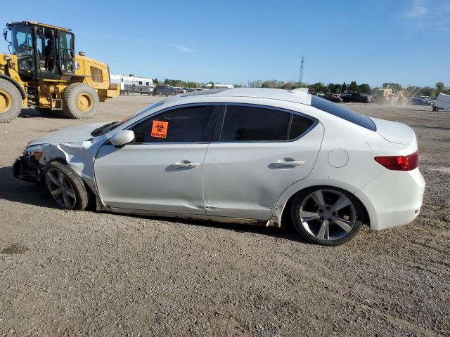 19VDE2E72EE400136 - 2014 ACURA ILX DYNAMIC WHITE photo 2
