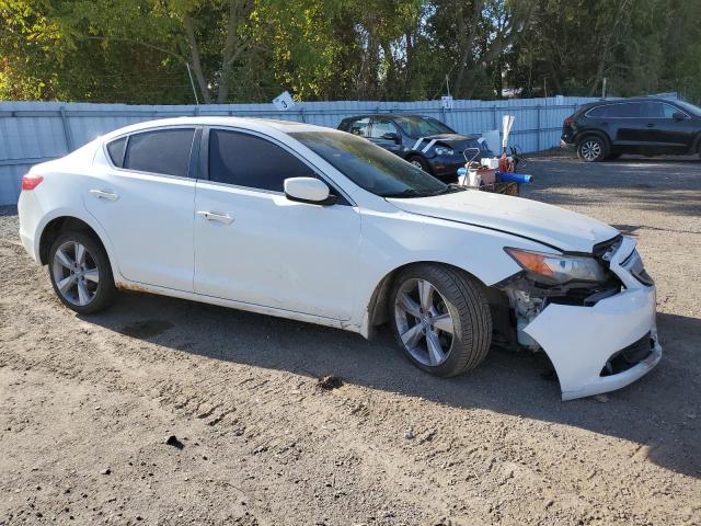 19VDE2E72EE400136 - 2014 ACURA ILX DYNAMIC WHITE photo 4